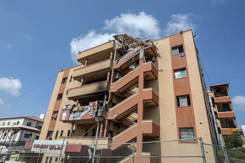 “El mundo ya no cree en las mentiras y excusas de Israel”: médico del Hospital Nasser en Gaza