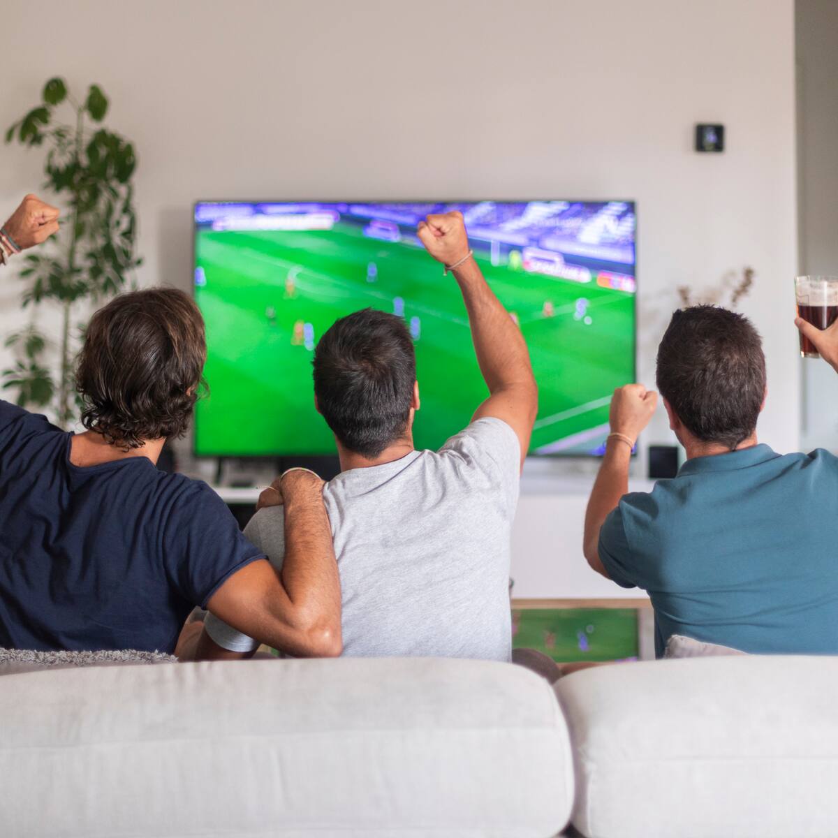 Fútbol en Colombia: empresa asesora recibe más dinero que equipos por derechos de TV