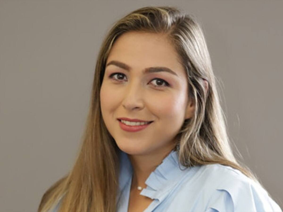 Viceministra de Infraestructura se hará cargo de la dirección de Aeronáutica Civil