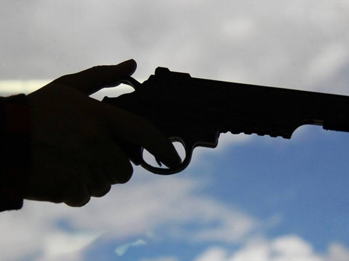 Denuncian que mujer en embarazo murió por una bala perdida en Antioquia