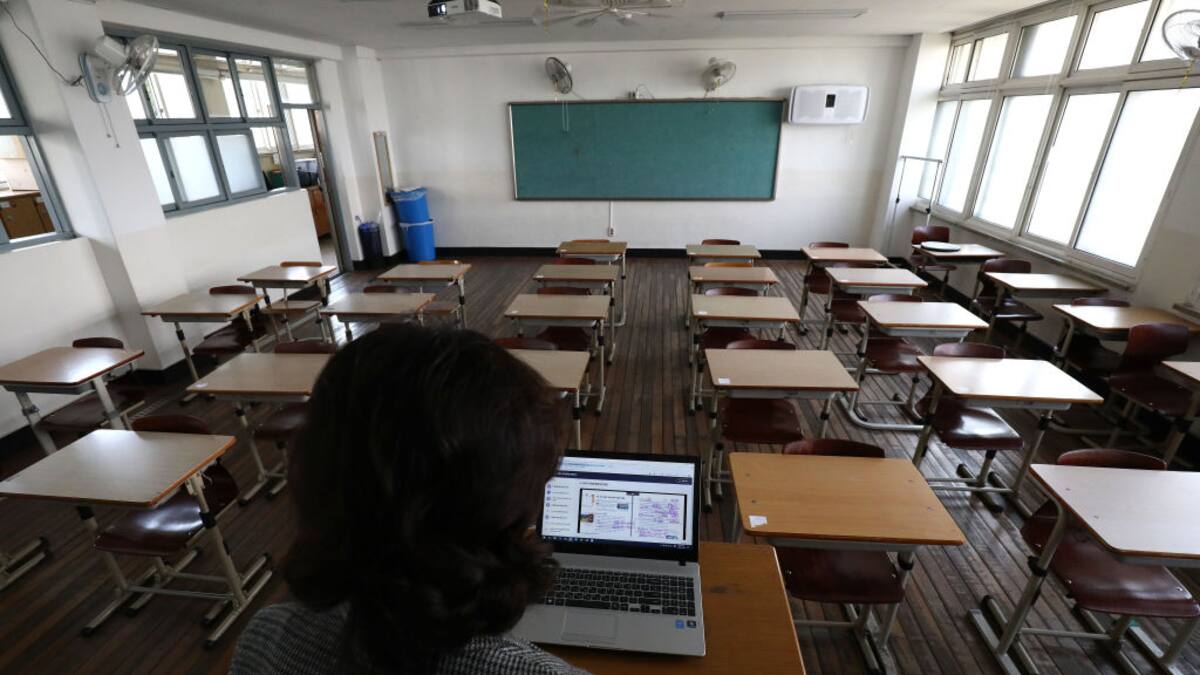 Estudiantes se tomaron el colegio Técnico Menorah para pedir la renuncia de la rectora