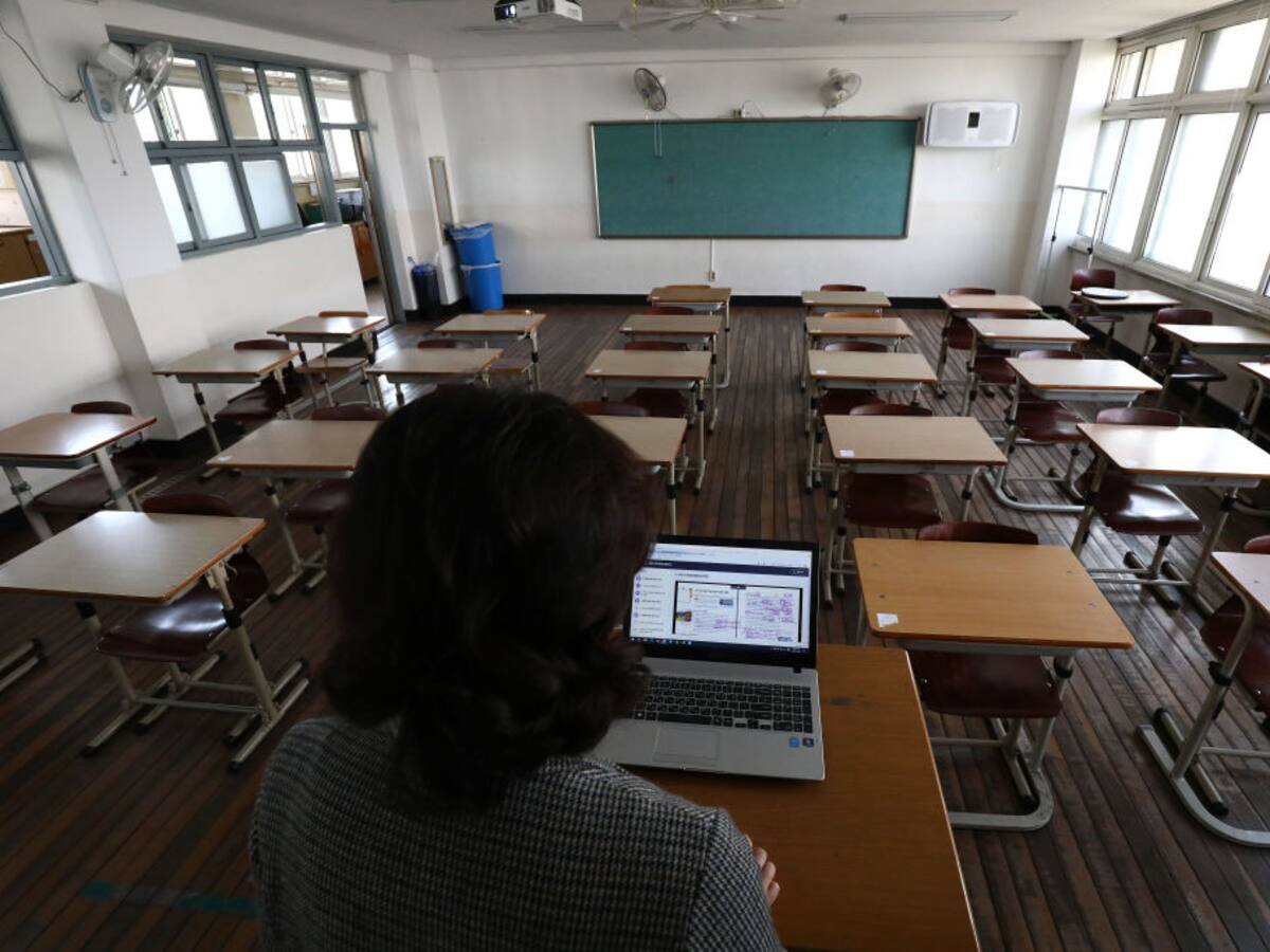 Estudiantes se tomaron el colegio Técnico Menorah para pedir la renuncia de la rectora