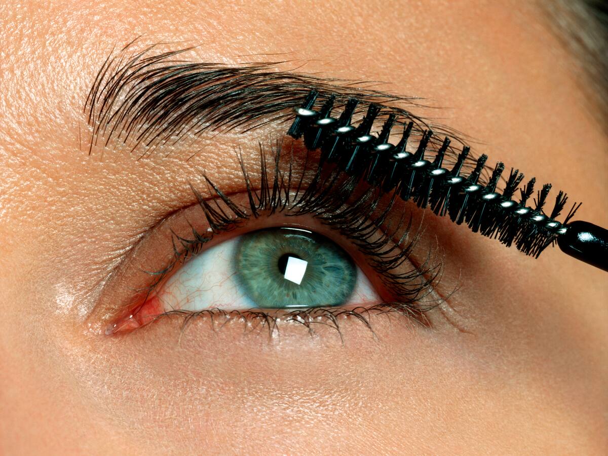 “No solo buscamos realzar las cejas, sino cuidar la autoestima de los usuarios”: Catalina Jaramillo