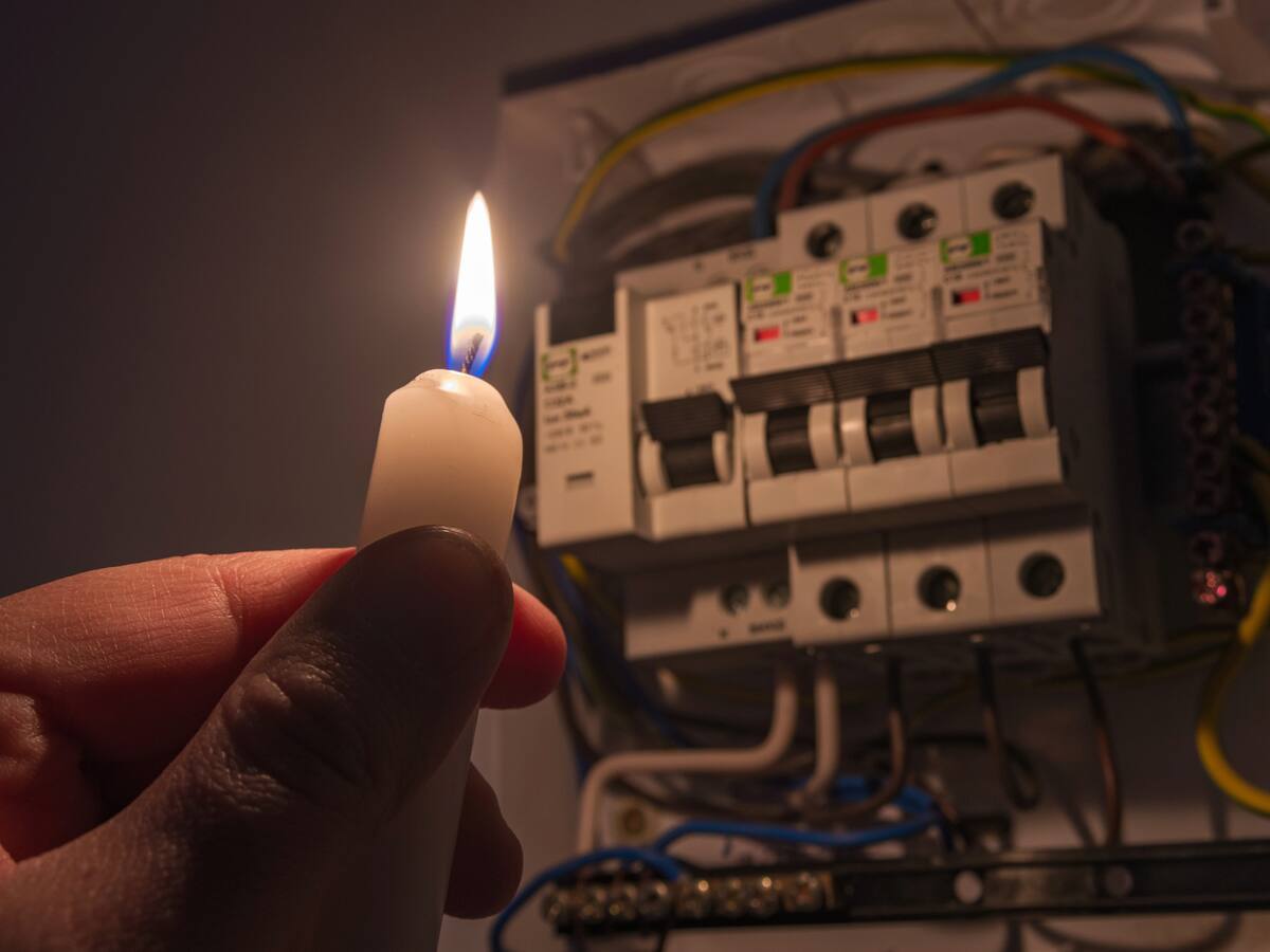 Varios fallos en el sistema eléctrico de Argentina provocan enorme apagón