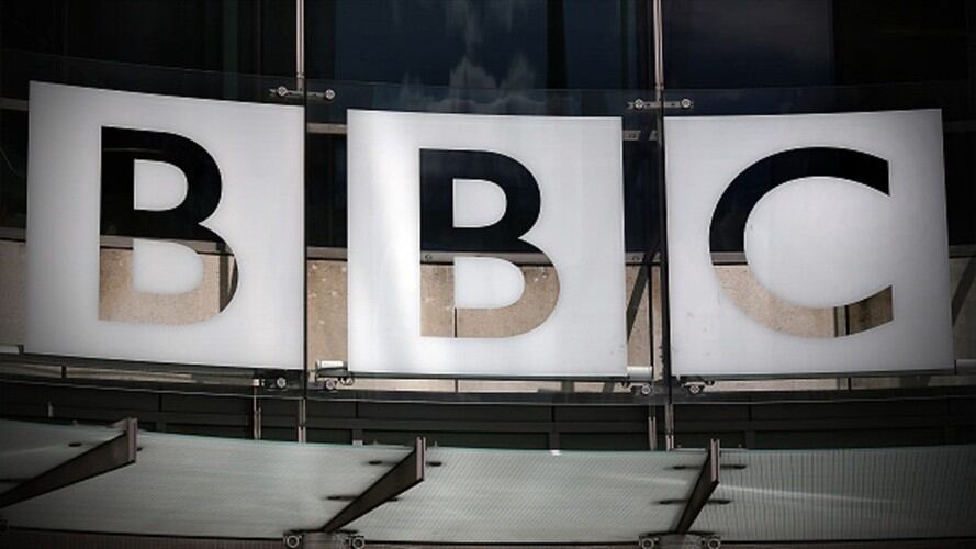 Empleados de la BBC aceptan recorte salarial promujeres. Foto: Getty Images
