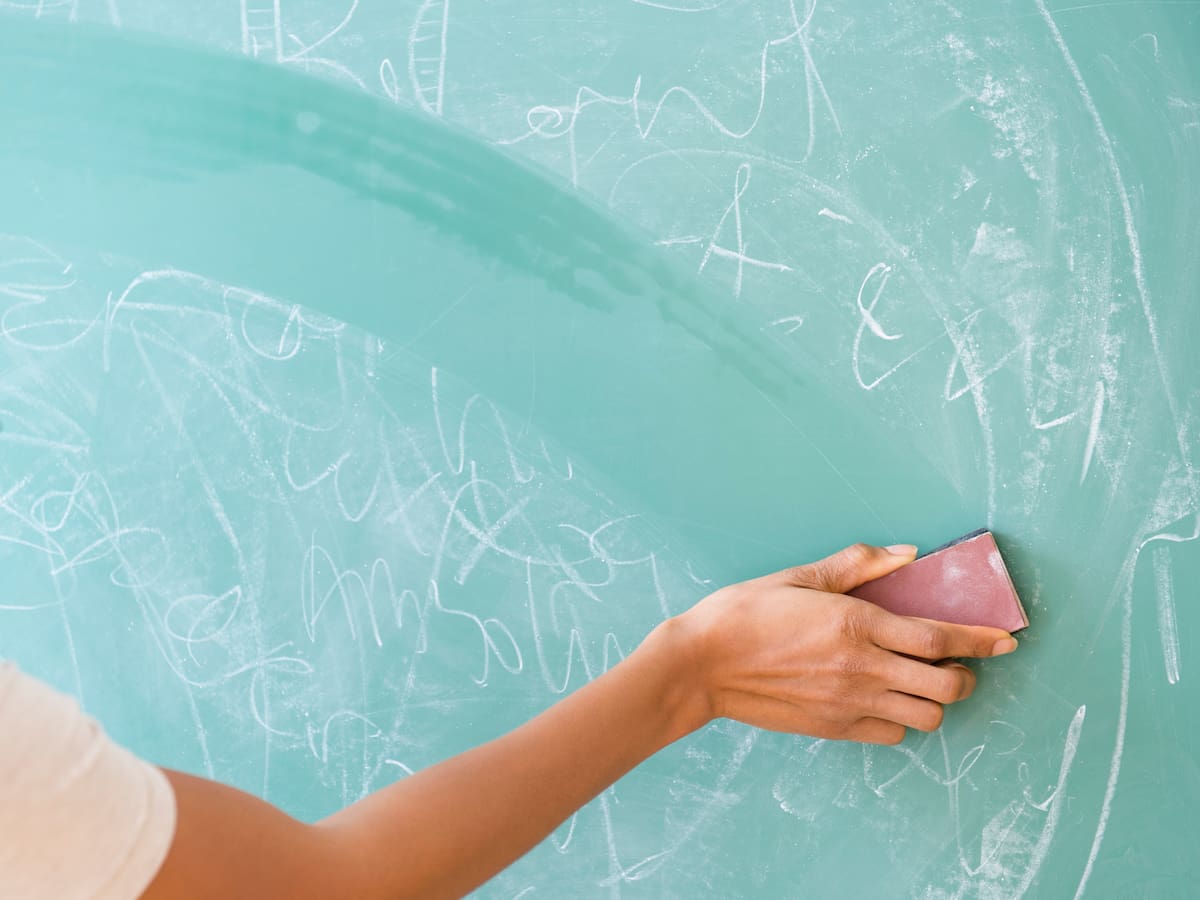 ¿Cuál es la diferencia salarial de escalafón docente 2A y 3B, según decreto?