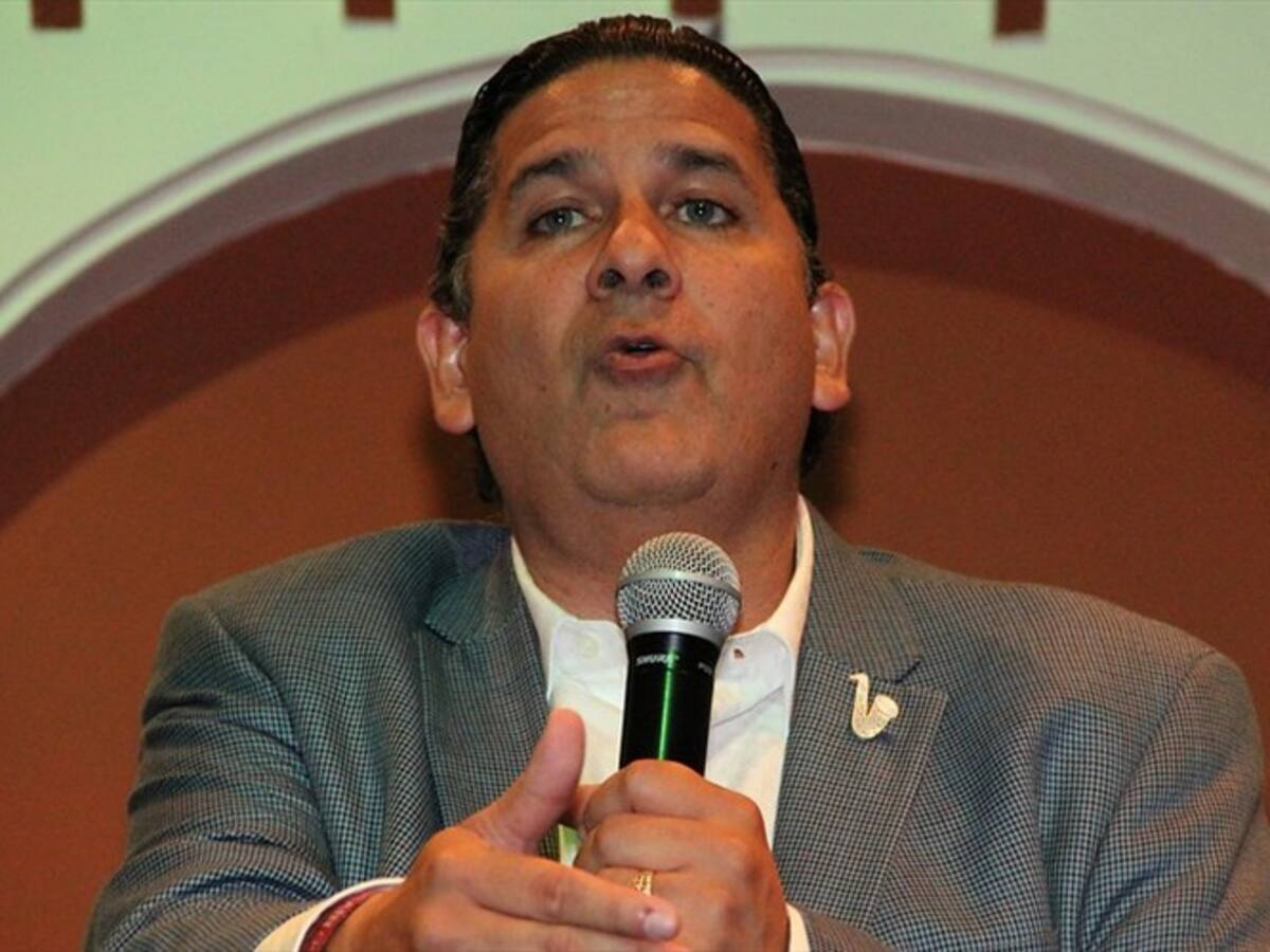 Exgobernador Juan Carlos Gossaín, declarado responsable fiscal por cartel de la hemofilia