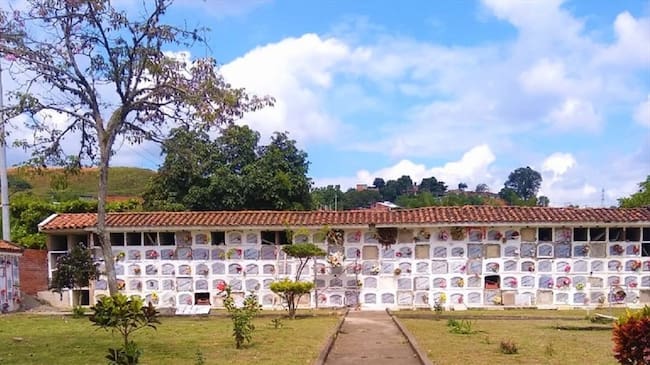 Según las autoridades, el parque cementerio principal se está quedando sin espacios . Foto: Quilichao Católico