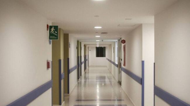 Muere hombre tras intento de fuga por sospecha de COVID-19. Foto: Colprensa