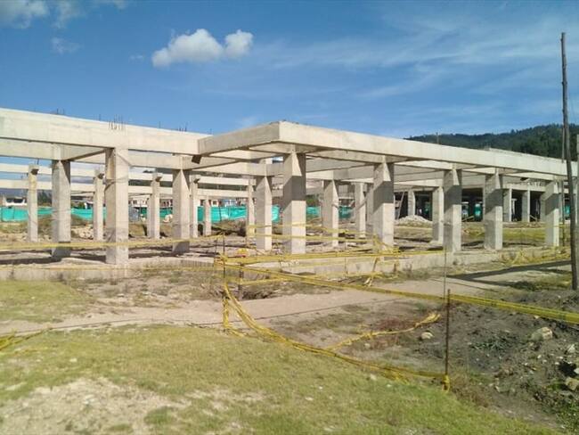 Tras dos años de irregularidades en la ejecución de las obras de 26 colegios en Boyacá, el contratista Germán Mora decidió ceder los contratos. Foto: Jorge Herrera