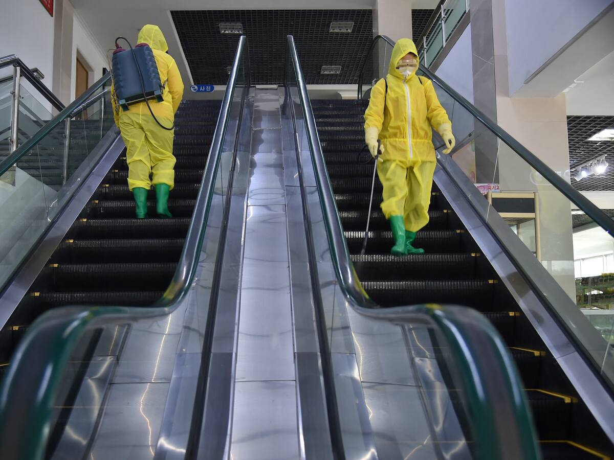 El número de posibles casos de COVID-19 en Corea del Norte supera los 2 millones