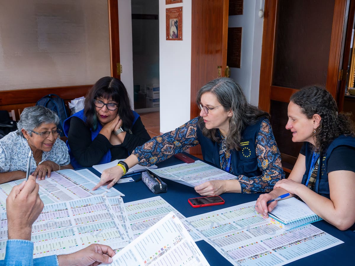 Unión Europea despliega más de 150 observadores electorales en Perú