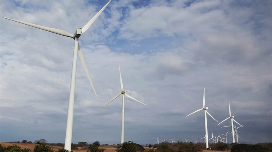 Familias de la tribu Wayúu en la Alta Guajira se están enfrentando por una disputa territorial donde se adelanta un proyecto de energía eólica. . Foto: Colprensa