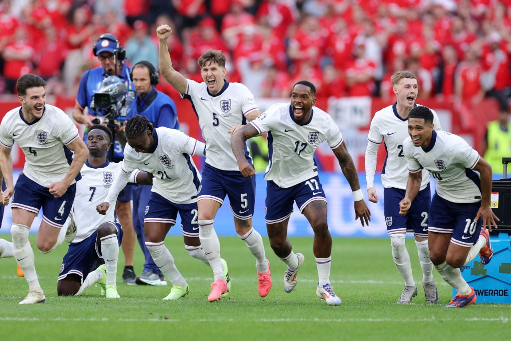 Inglaterra vs. Suiza. Foto: Getty Images.