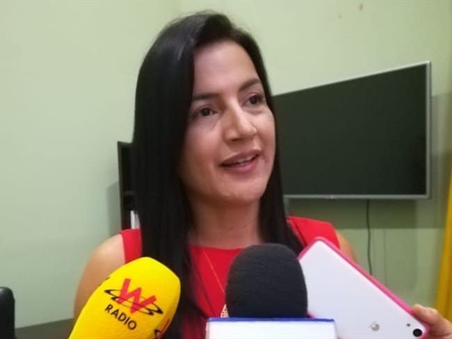 La ministra (e) de Agricultura, Claudia Jimena Cuervo Cardona, afirma que el Ministerio deja más tierras para producir y productos en el exterior. Foto: Adrian Rodríguez (W Radio)