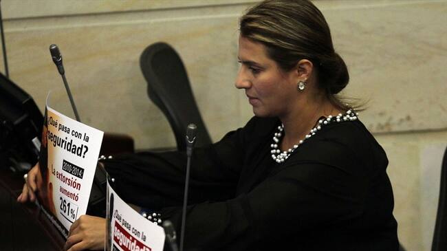 Sectores se interesan en estigmatizar la inteligencia y contrainteligencia: Paola Holguín. Foto: Colprensa