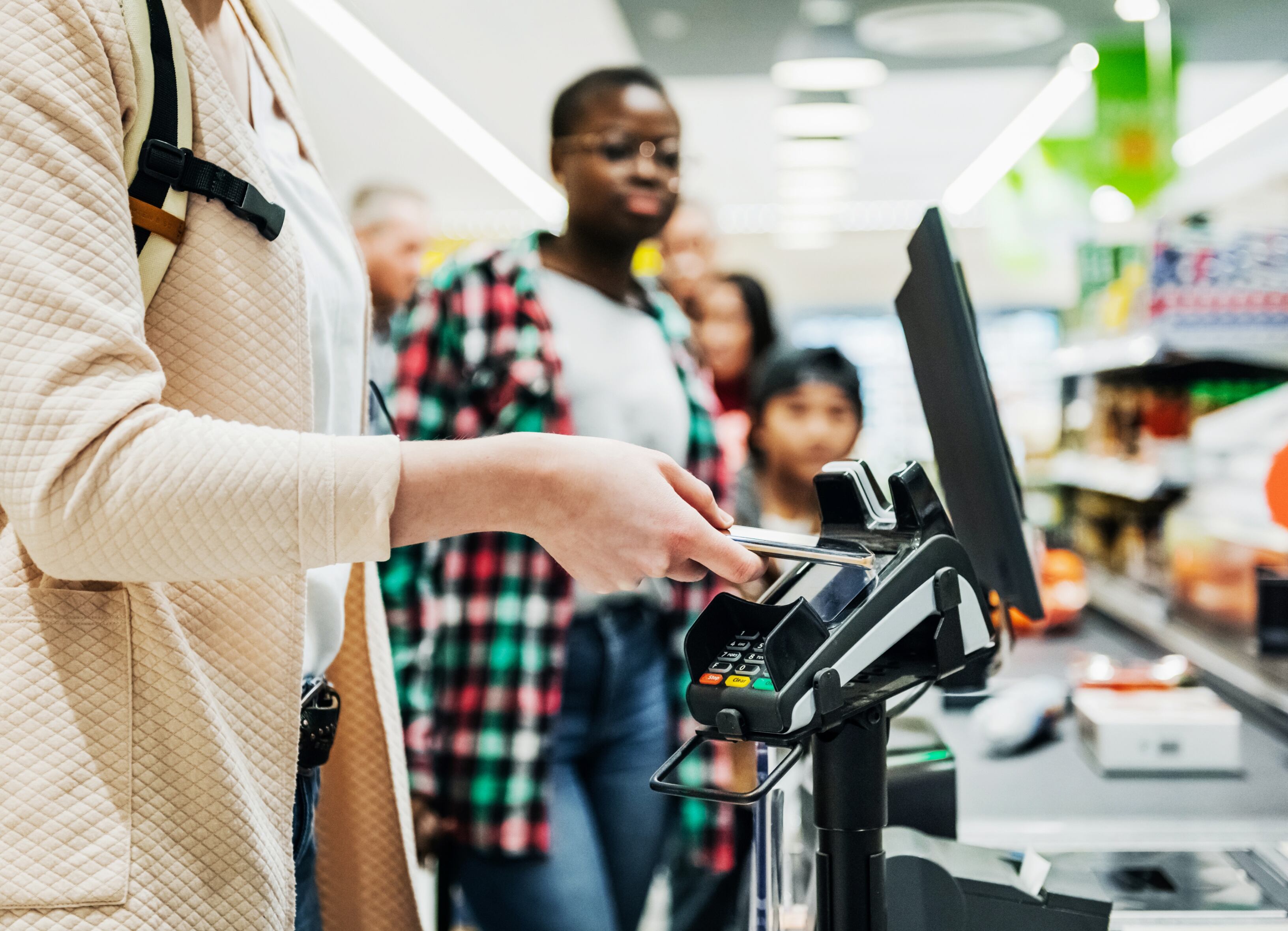 Personas de compras | Foto: GettyImages