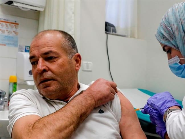 ¿Por qué Israel es el líder mundial de la vacunación contra la COVID-19?