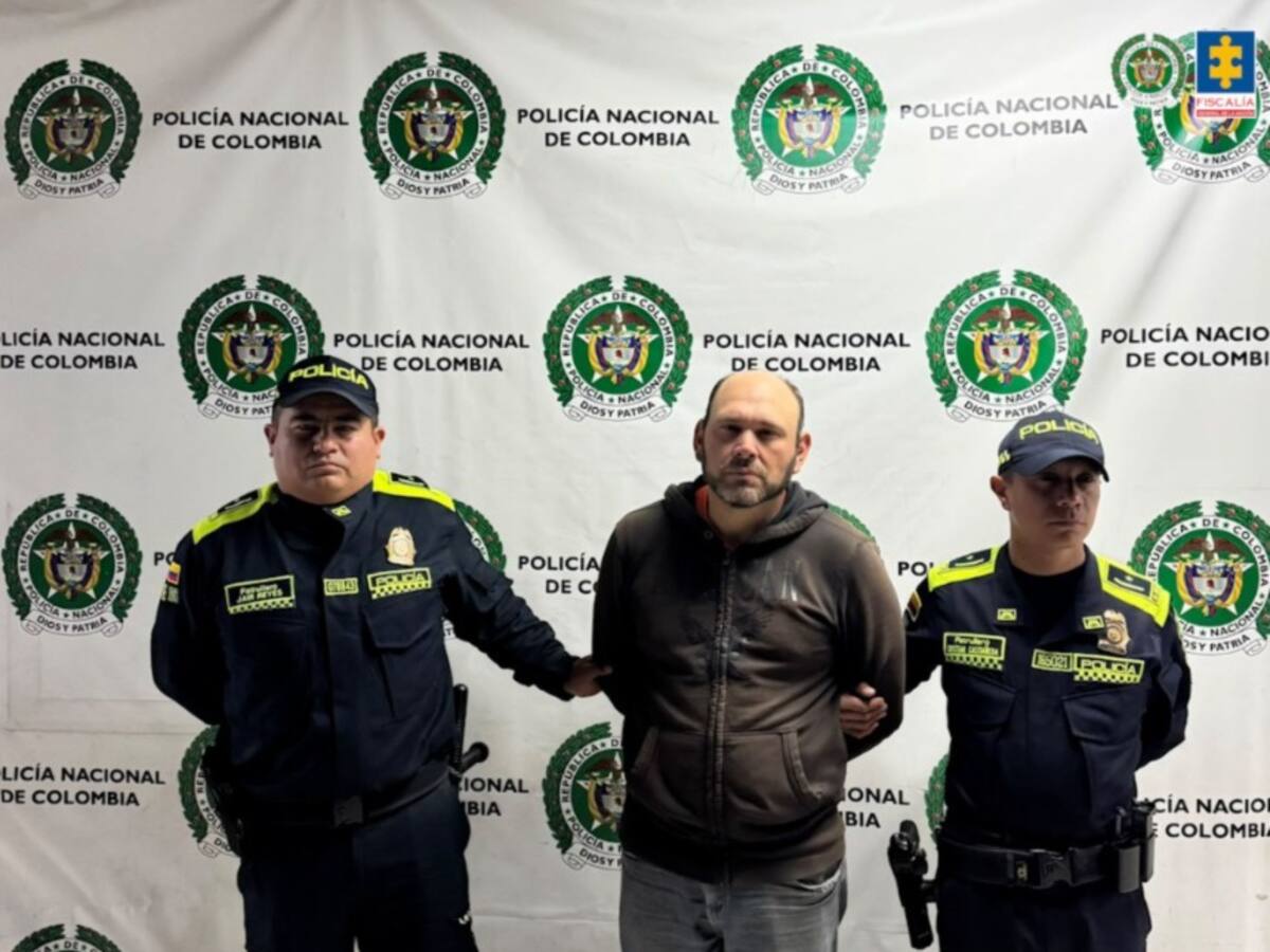 Juez envió a prisión a hombre que habría golpeado y amenazado a su empleadora en Bogotá