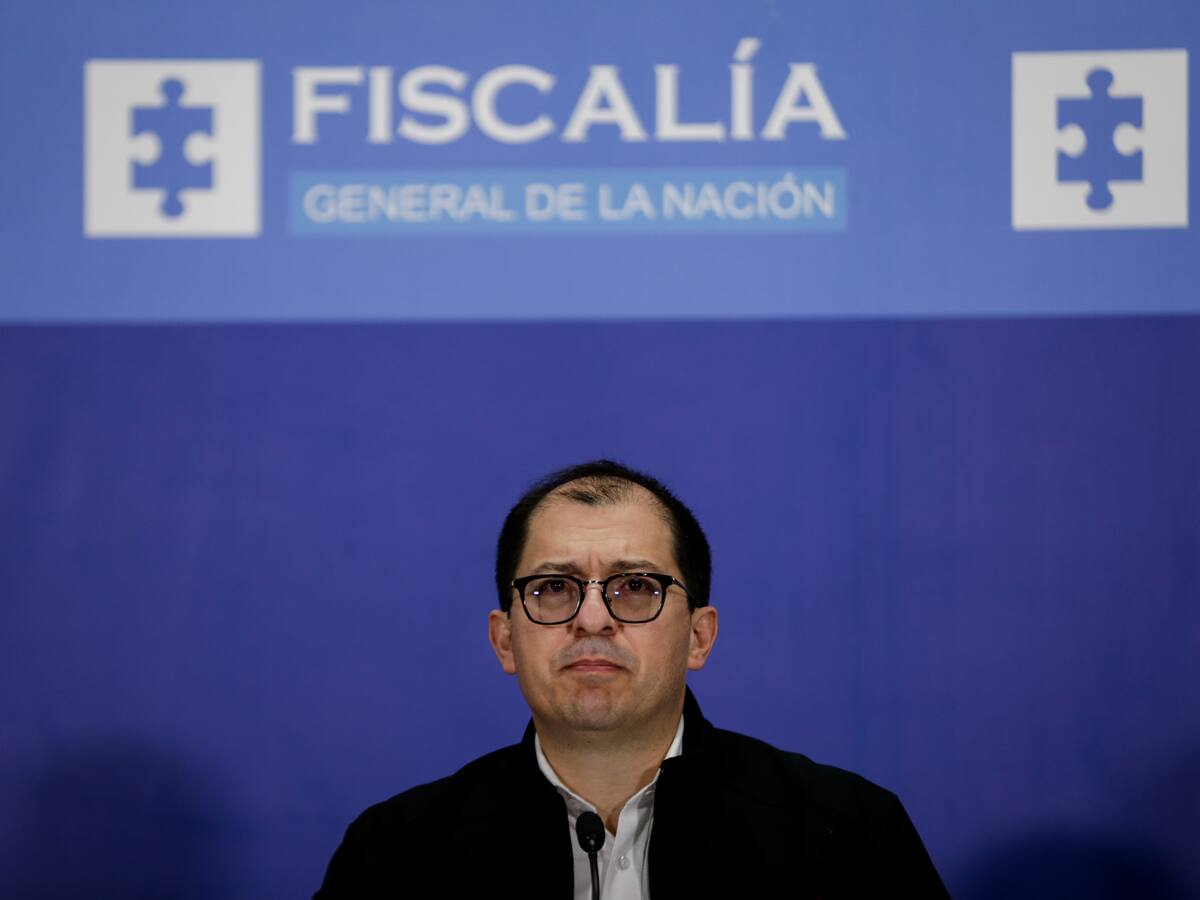 “Ni más faltaba que el Ejecutivo haga las investigaciones”: fiscal Barbosa responde