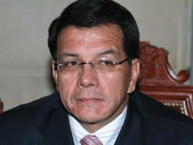 Ordenan perdida de investidura al congresista Alirio Villamizar