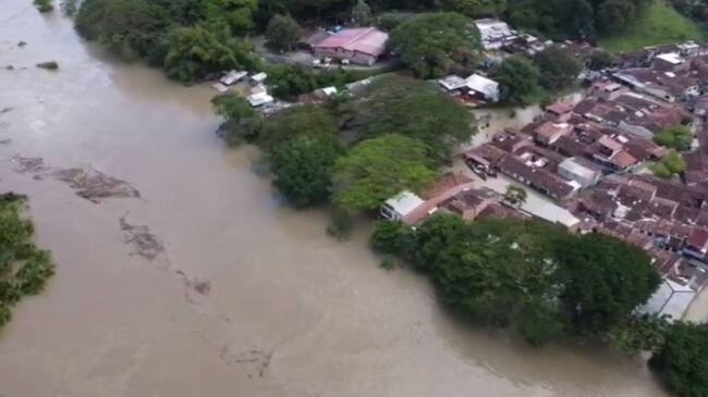 Uno de los municipios más afectados es Cartago, donde se desbordaron los ríos Cauca y La Vieja dejando varias familias damnificadas. Foto: Cortesía.