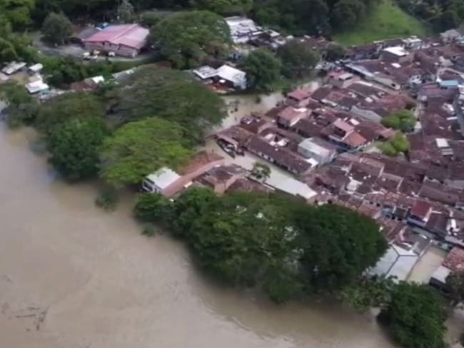 Uno de los municipios más afectados es Cartago, donde se desbordaron los ríos Cauca y La Vieja dejando varias familias damnificadas. Foto: Cortesía.