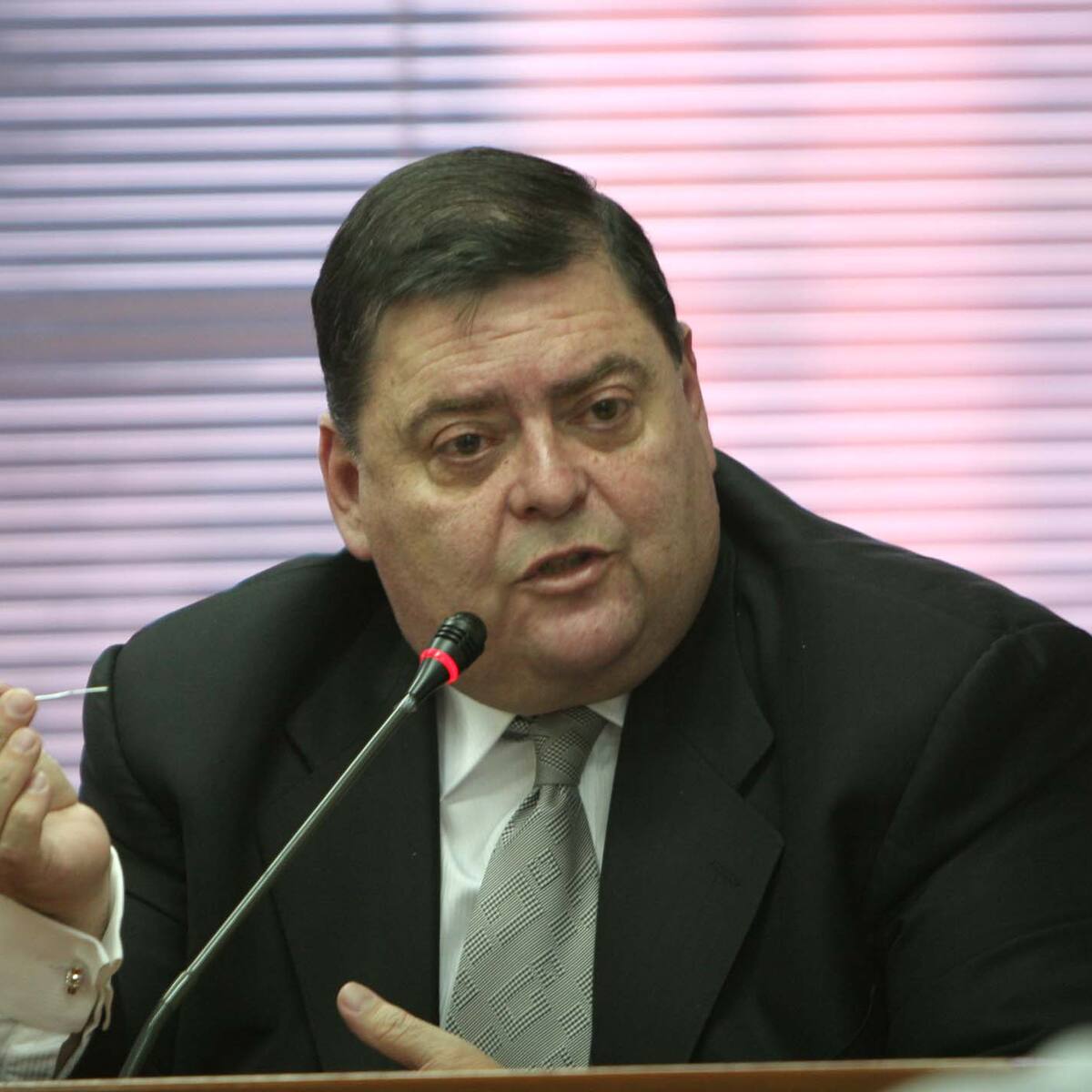 Corte Suprema niega libertad al exparapolítico Álvaro García y pide investigar a sus abogados
