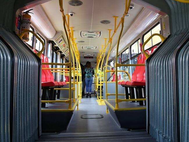 Indignación por página porno que divulga videos de transeúntes en Transmilenio. Foto: Colprensa