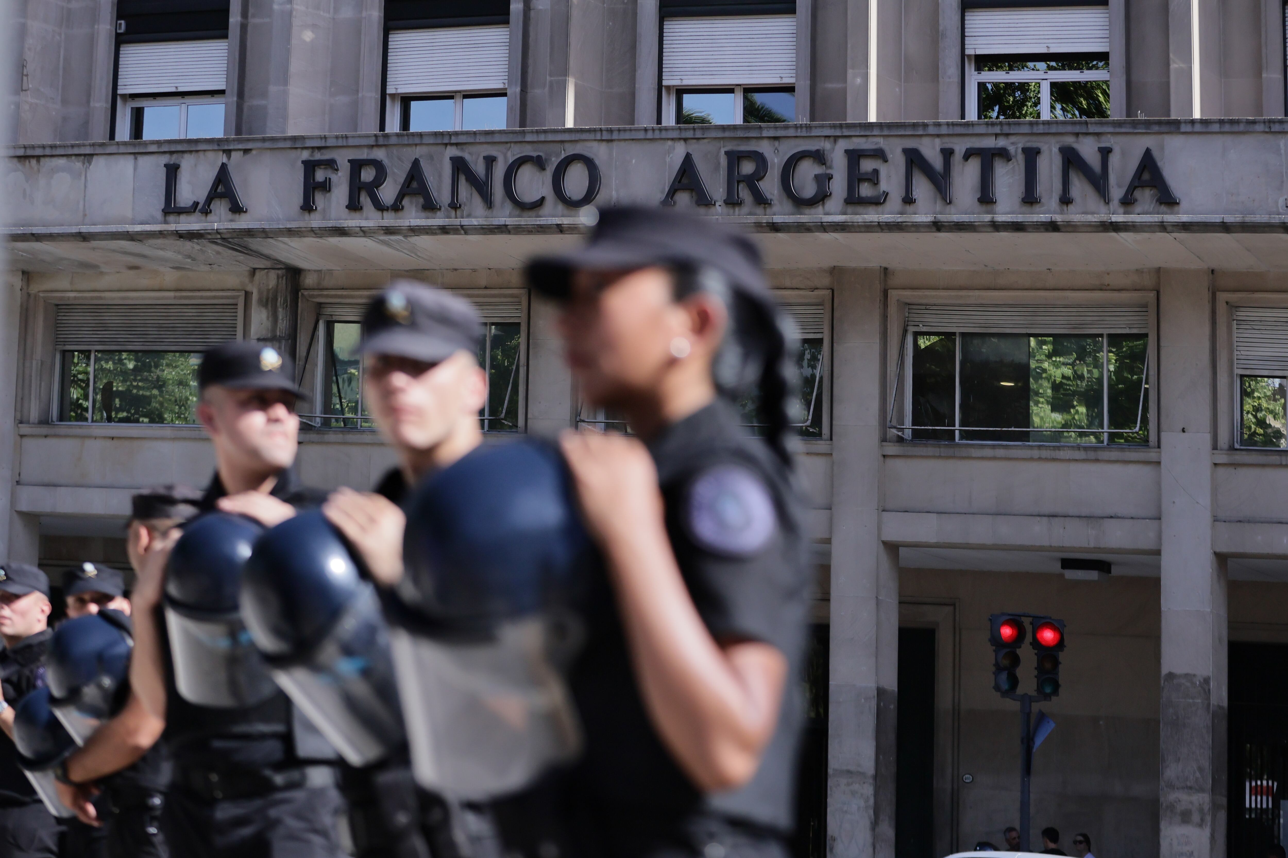 Embajada de Argentina en Venezuela. FOTO: Luciano González/Anadolu via Getty Images.