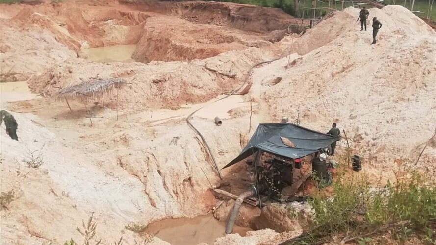 Policía interviene dos minas ilegales para la extracción de oro en Planeta Rica.Foto:Prensa Policía