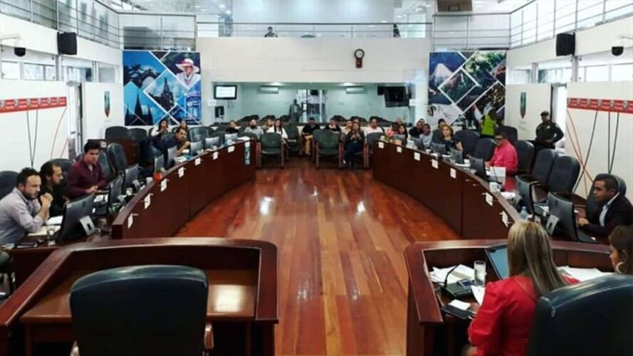 Concejal investigado por posible abuso sexual con menor de 14 años, le fue concedido permiso para trabajar. Foto: Concejo de Manizales.