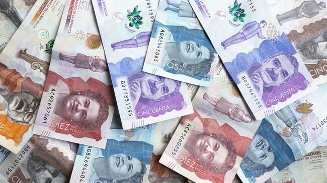 Gobierno aprueba operación de crédito para darle $100 mil millones a Contraloría. Foto: Getty Images