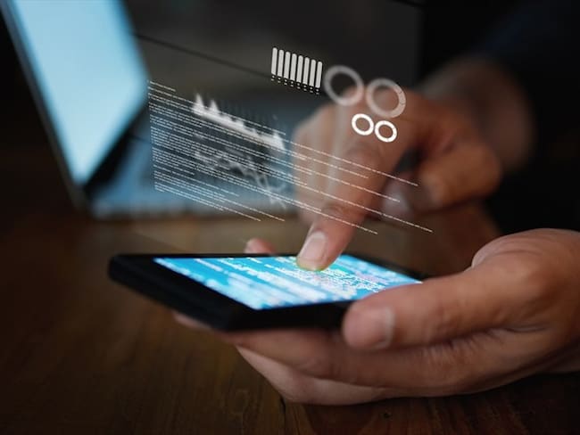 Prosperidad Social, también advirtió sobre este comportamiento y alertó que el objetivo de los delincuentes es que las personas les entreguen sus datos de tarjetas débito y crédito. Foto: Getty Images