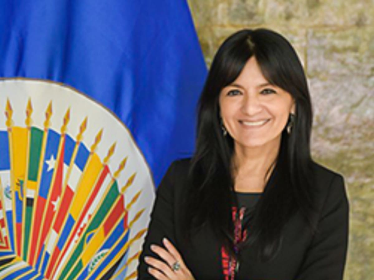 Es el inicio de una transformación: presidenta CIDH aprueba reforma a la Policía
