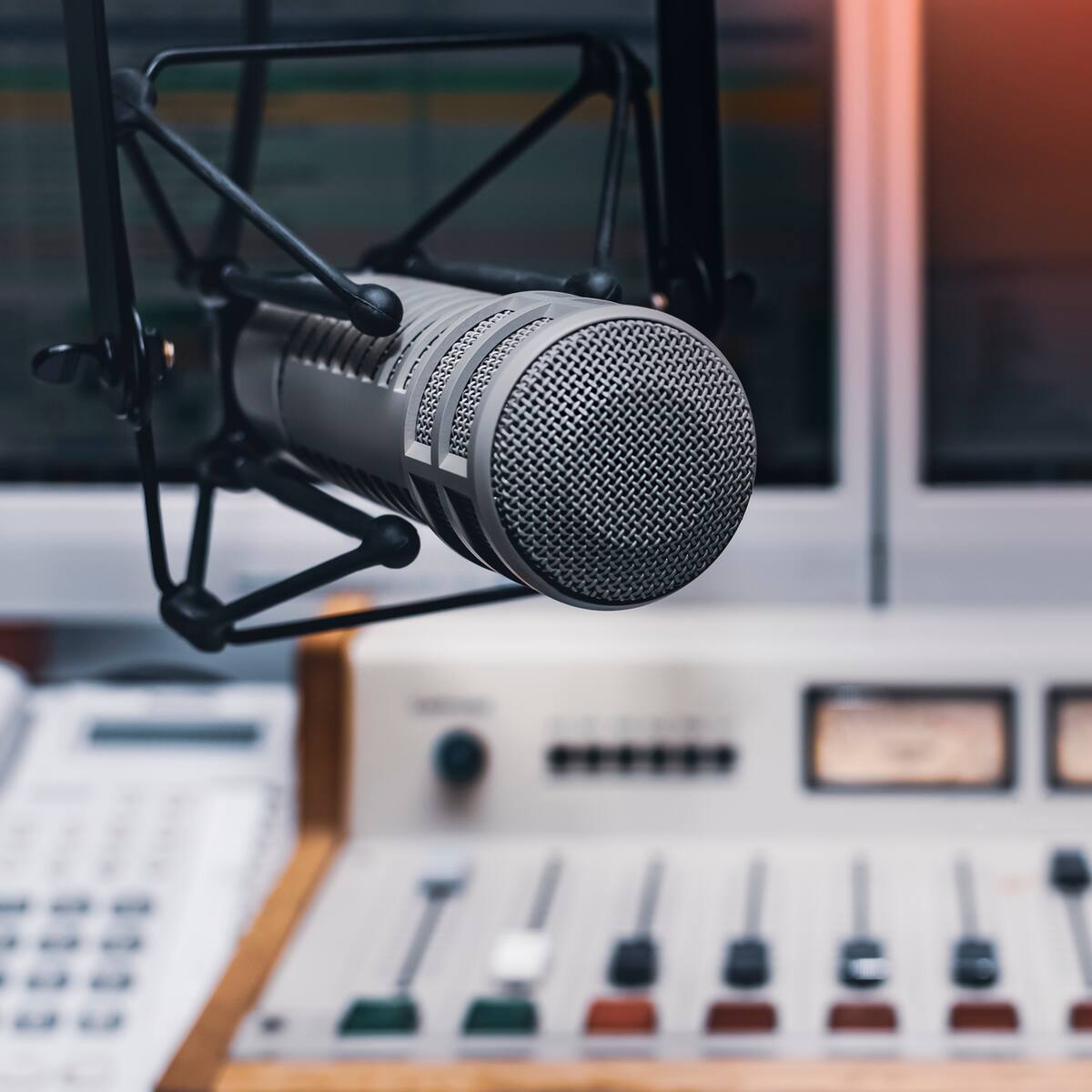 ¿Locutores deben volver a tener licencia profesional? Esto dice el periodista JM Alarcón