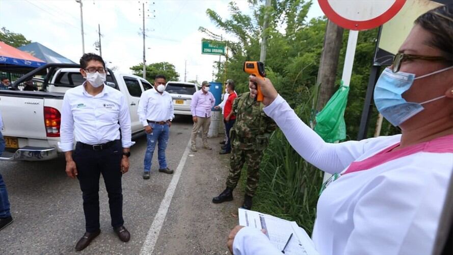 Pidió a los alcaldes de los 123 municipios mantener medidas como el pico y cédula.. Foto: Gobernación de Boyacá