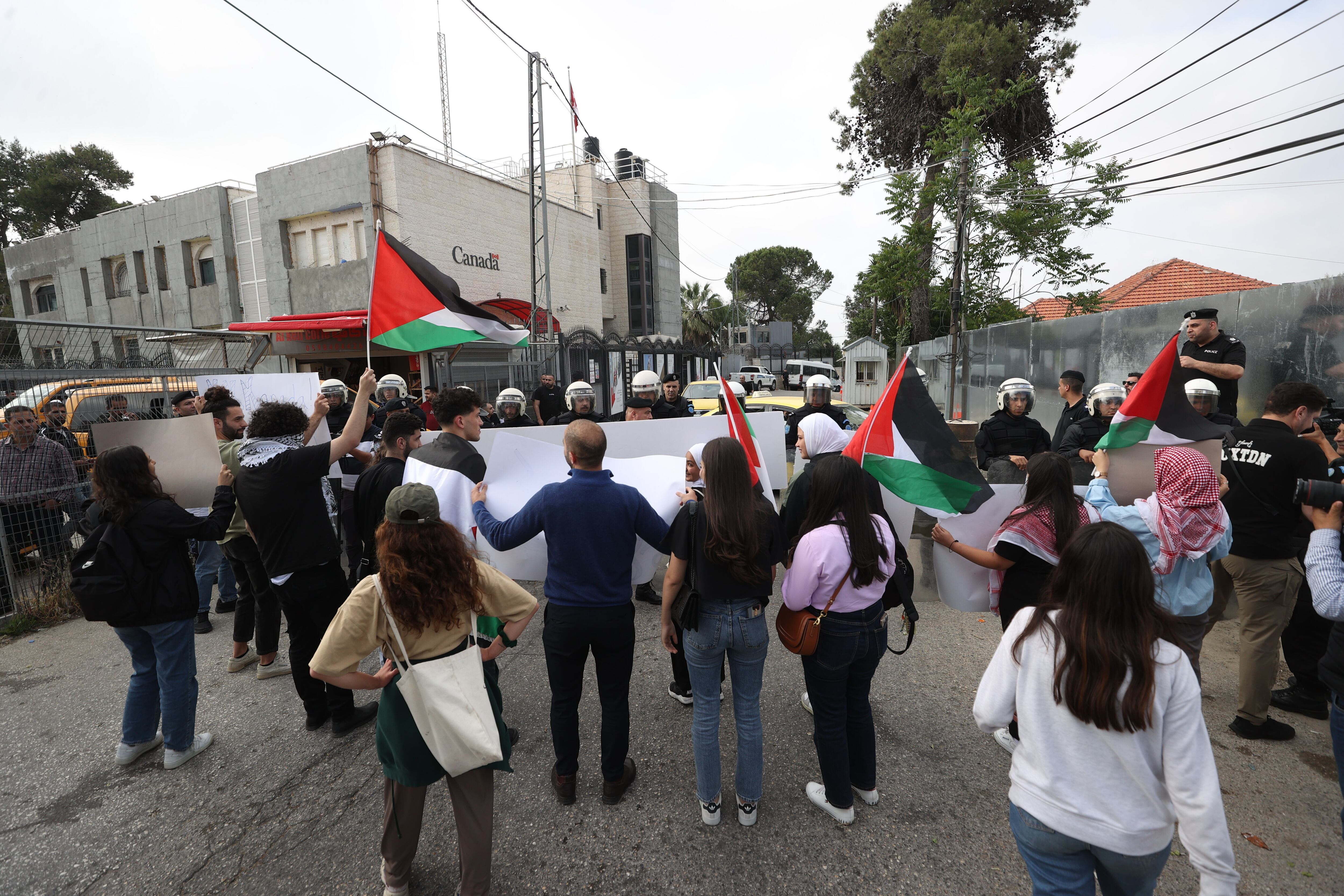Protestas estudiantiles en la Universidad de Birzeit en Palestina. Foto: Issam Rimawi/Anadolu via Getty Images