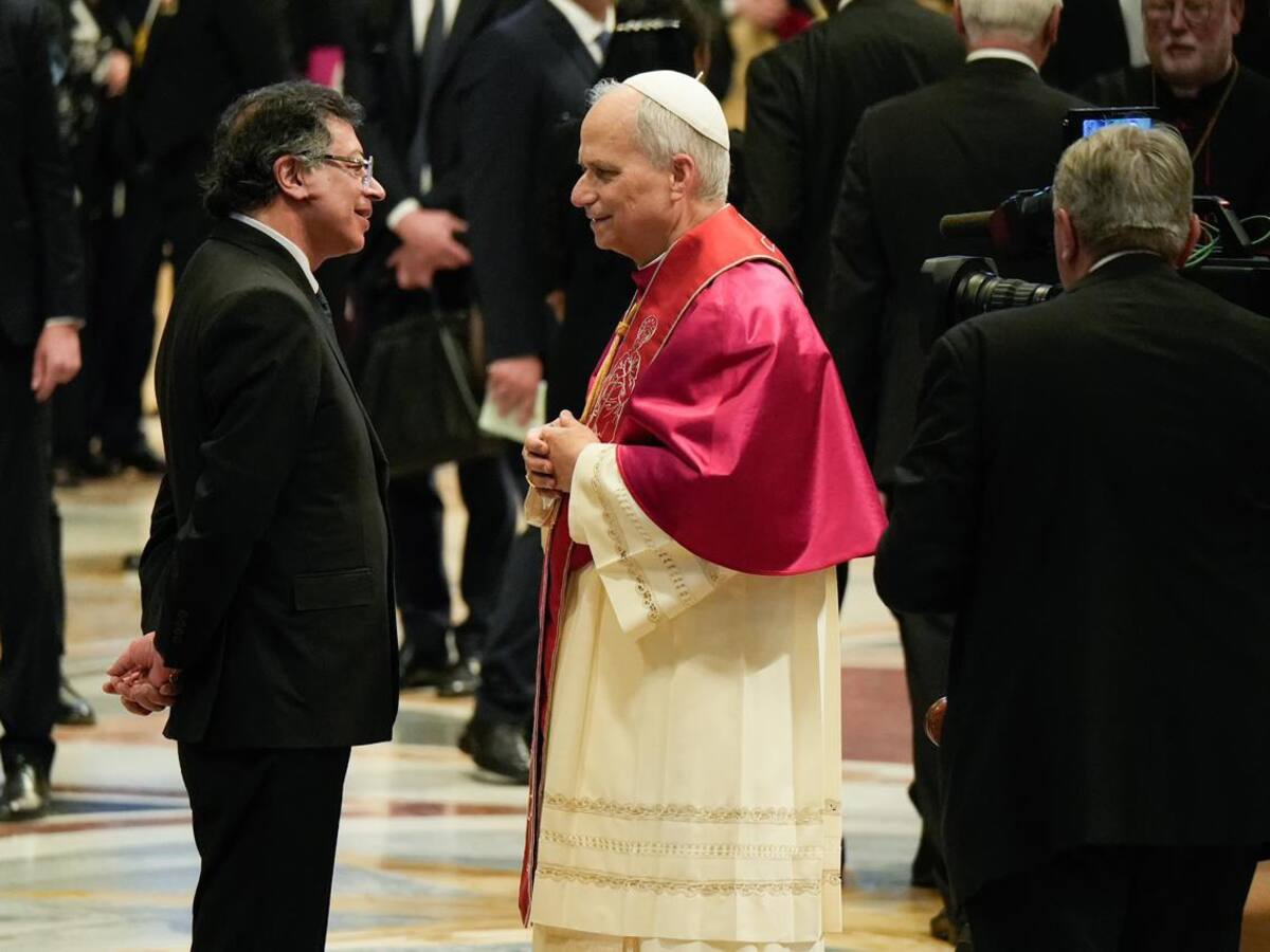 El presidente Gustavo Petro invitará al papa León XIV a Colombia