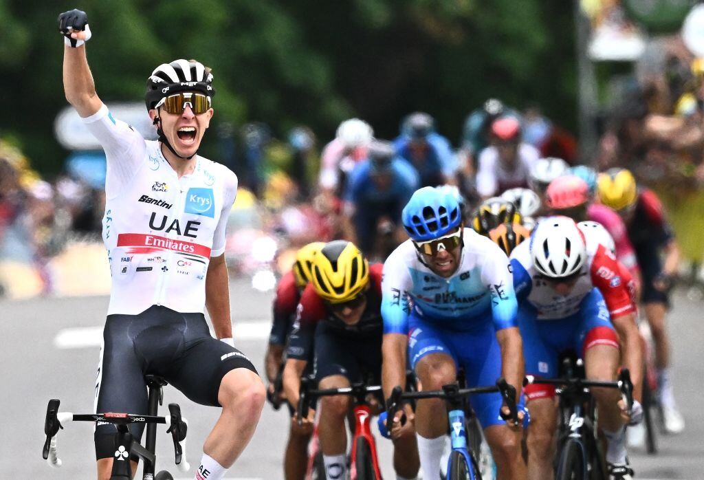 Tadej Pogacar del equipo UAE Emirates. (Photo by Anne-Christine POUJOULAT / AFP) (Photo by ANNE-CHRISTINE POUJOULAT/AFP via Getty Images)