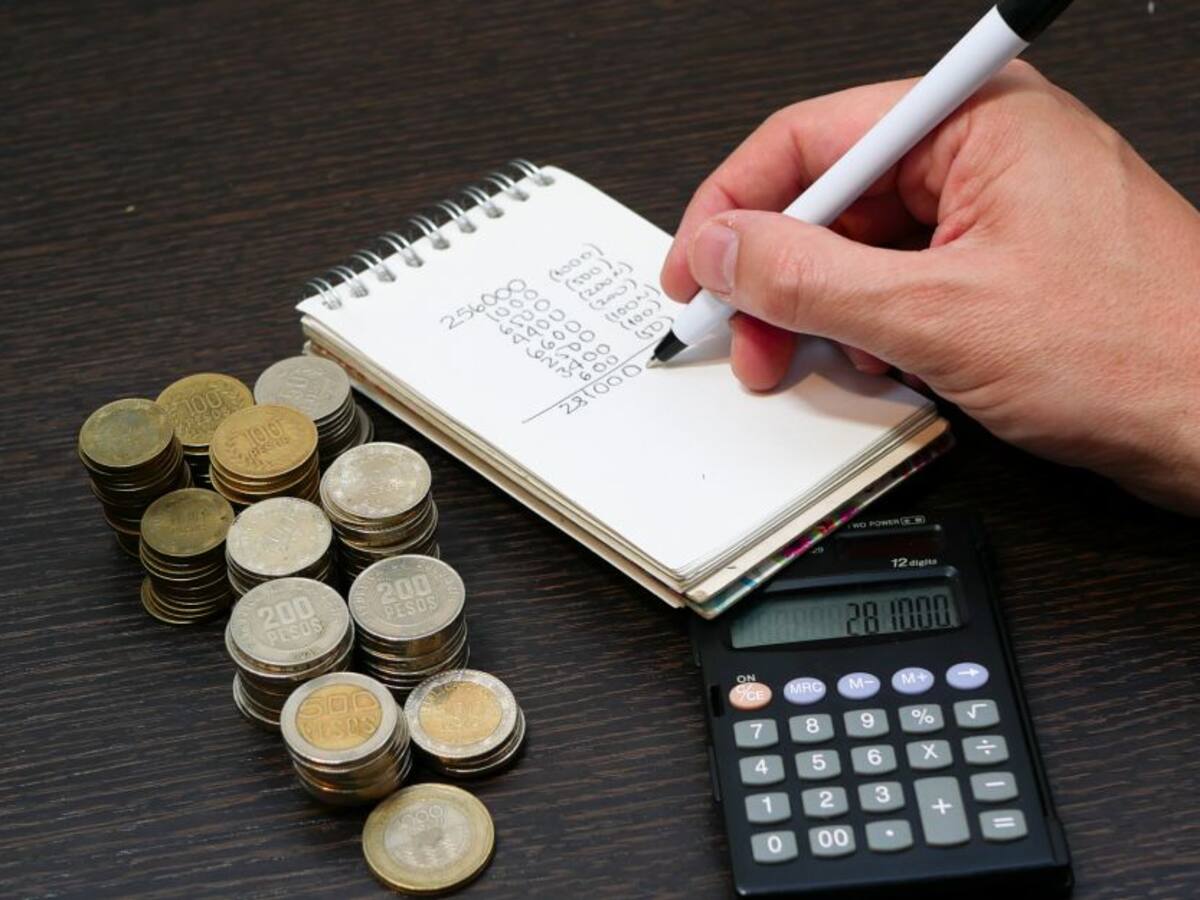 Regalo a contrabandistas: experto sobre propuesta de subir aranceles a importaciones