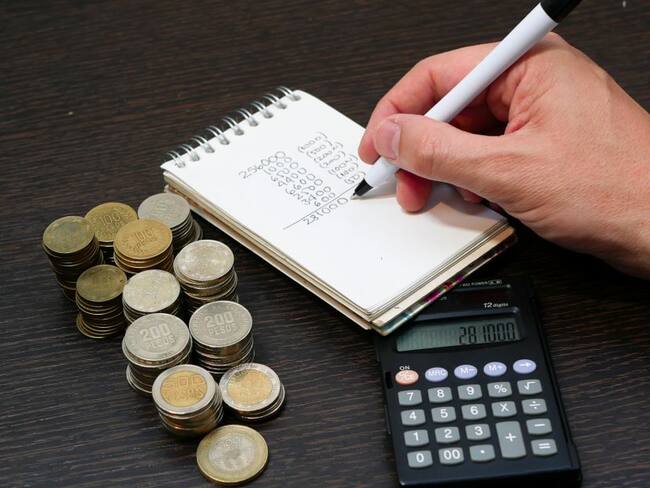 Regalo a contrabandistas: experto sobre propuesta de subir aranceles a importaciones