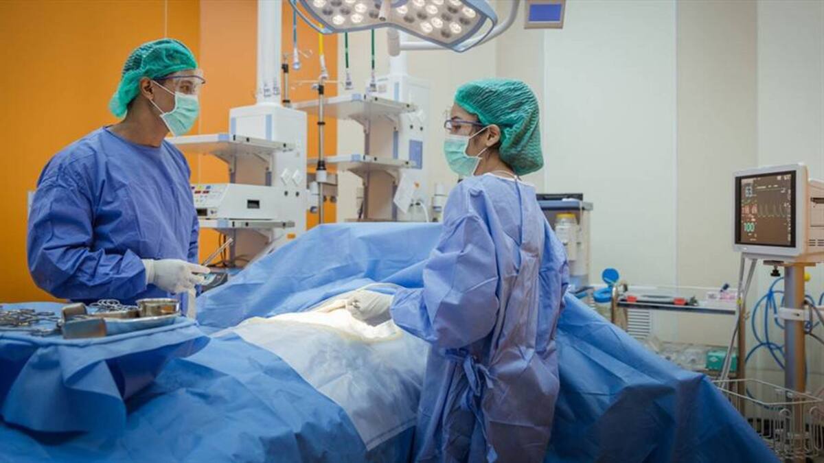 Cirujano denunciado por negligencia médica había sido imputado por obtener su título de manera irregular