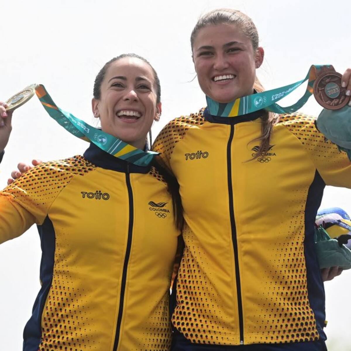 Mariana Pajón y Gabriela Bollé sellaron su paso a las semifinales de BMX en París 2024