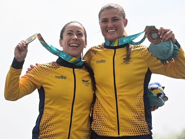 Mariana Pajón y Gabriela Bolle. (Photo by PABLO VERA/AFP via Getty Images)