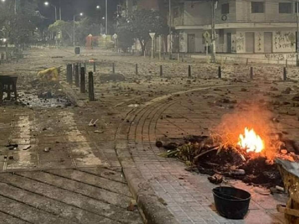 Al menos 20 heridos en inmediaciones de la UIS tras disturbios