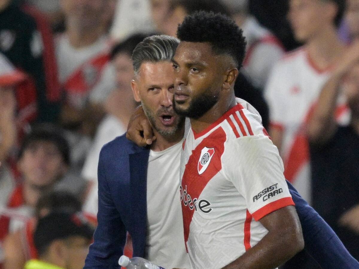 Miguel Ángel Borja hizo doblete en la victoria de River 2-0 contra Independiente Rivadavia