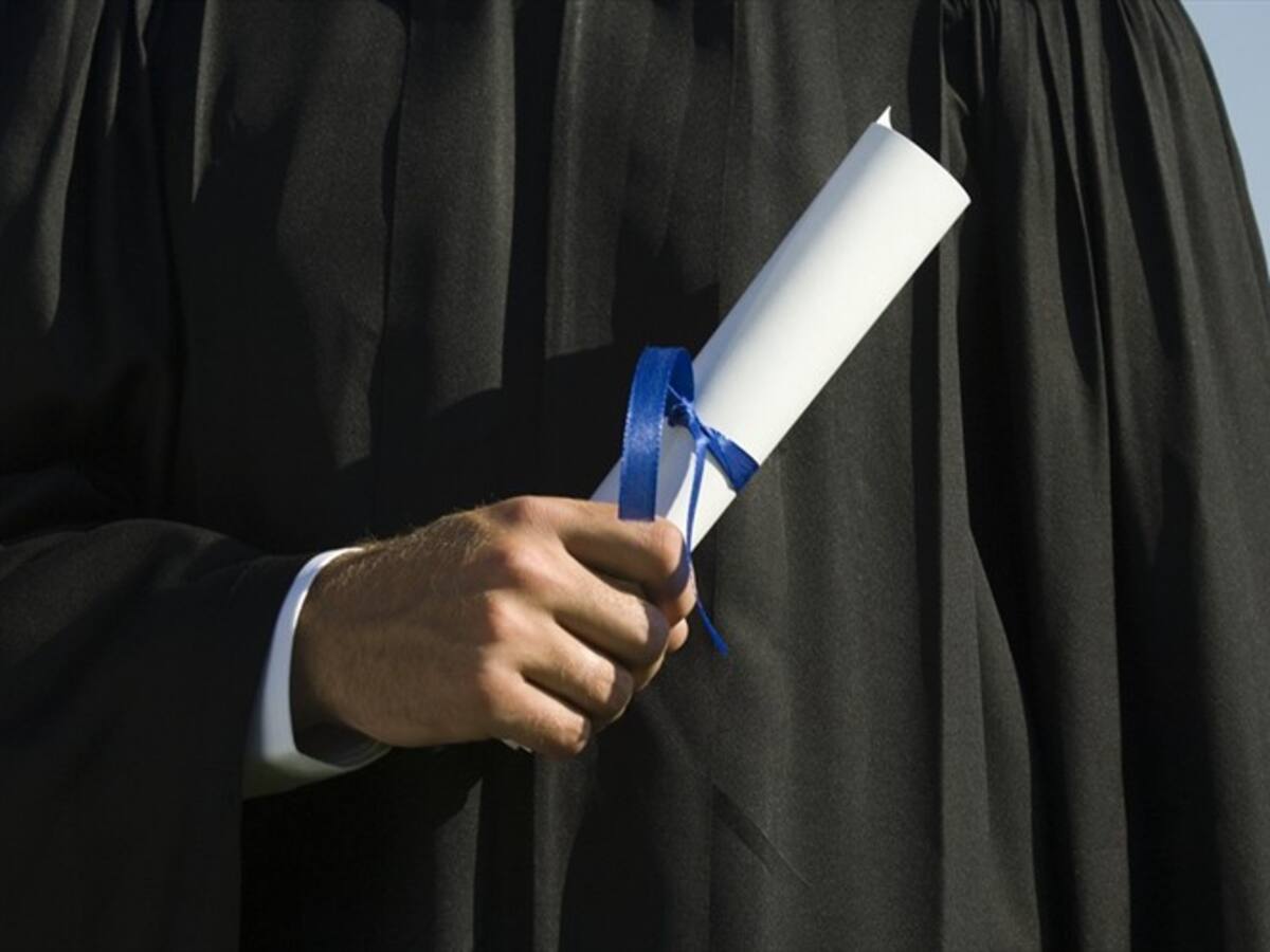 Ministerio de Educación publicará nueva reglamentación para convalidaciones en el exterior