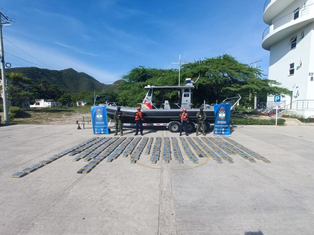 Droga incautada en Santa Marta. Foto: cortesía Armada Nacional.