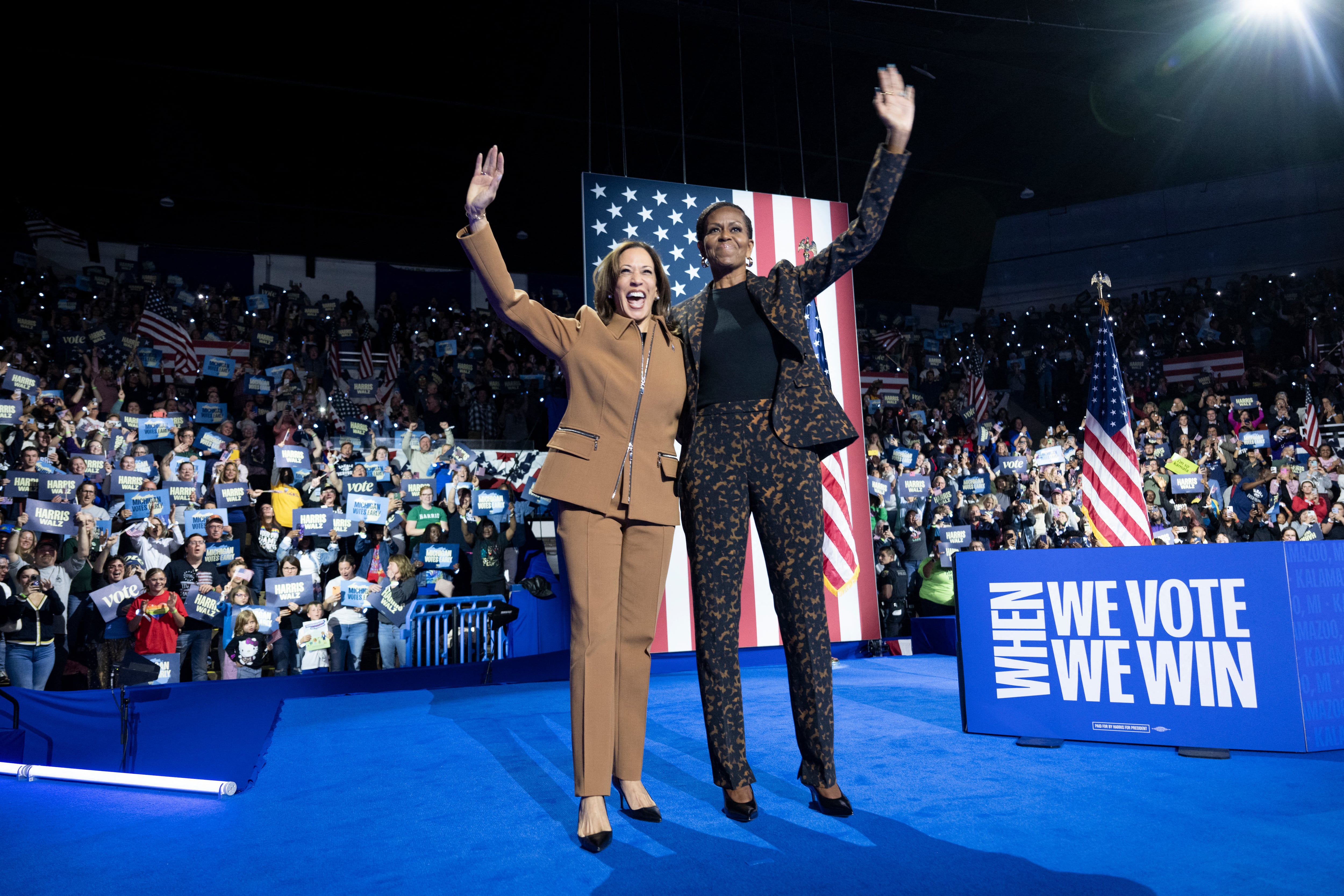 Kamala Harris y Michelle Obama | Foto: GettyImages